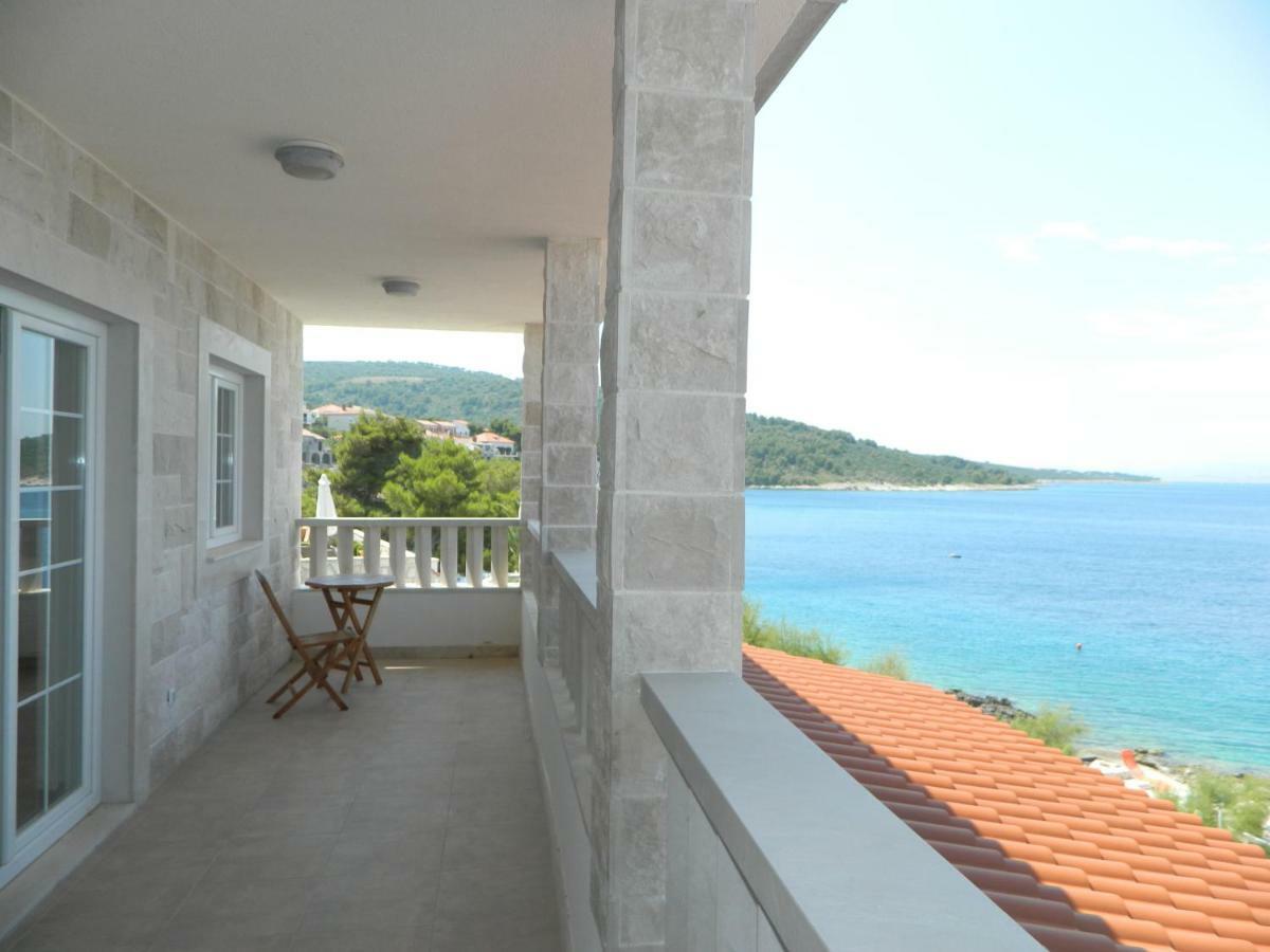 Schoenes Ferienhaus Direkt Am Meer Stomorska Exteriér fotografie