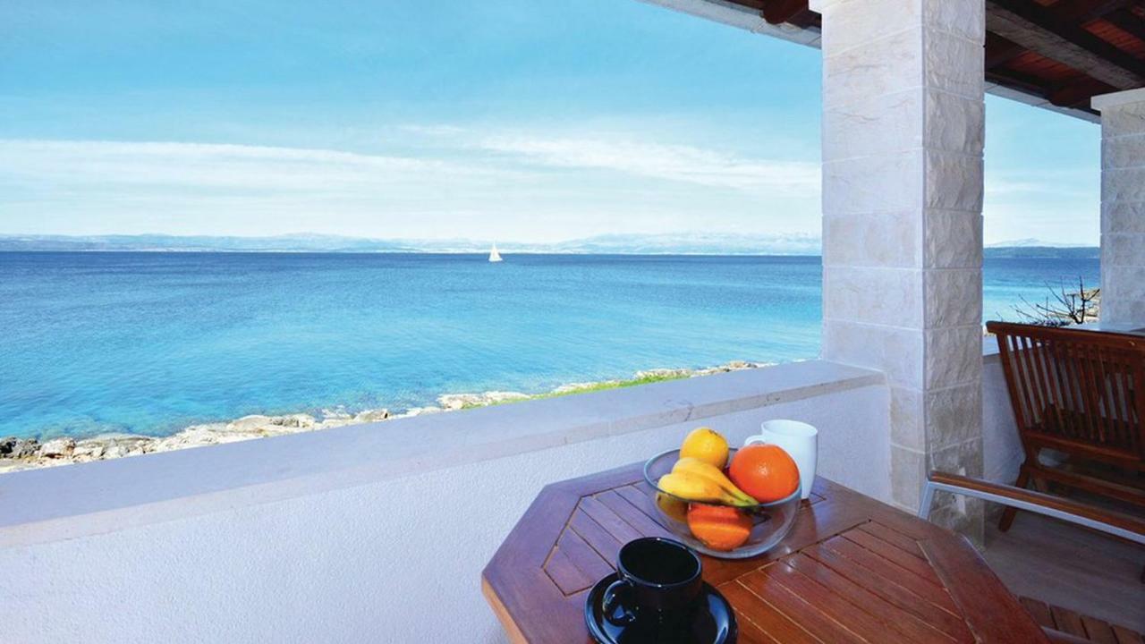Schoenes Ferienhaus Direkt Am Meer Stomorska Exteriér fotografie