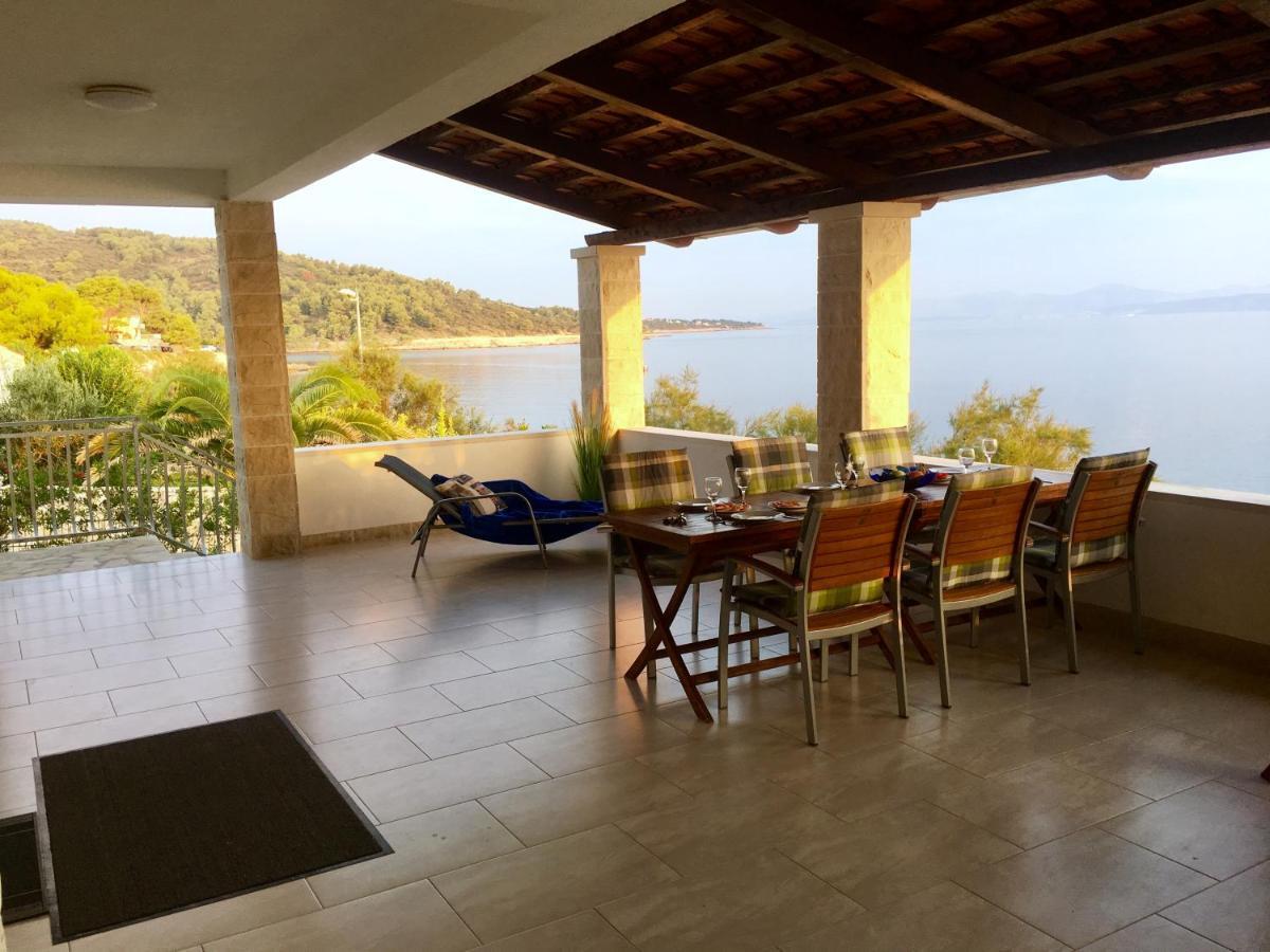Schoenes Ferienhaus Direkt Am Meer Stomorska Exteriér fotografie